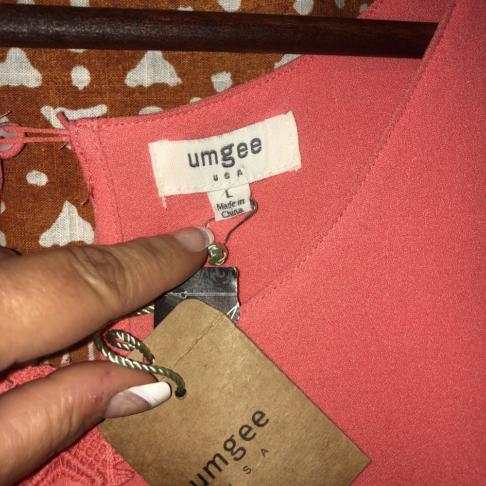 NWT Gorgeous UMGEE Open-Back Romper - Picture 7 of 8